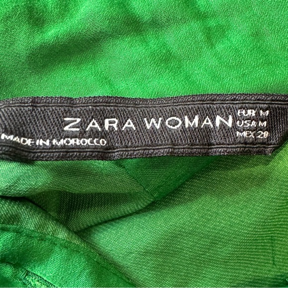 Zara Frill High Neck Long Sleeve
Green Blouse Size Medium Holiday Parties - Picture 10 of 10